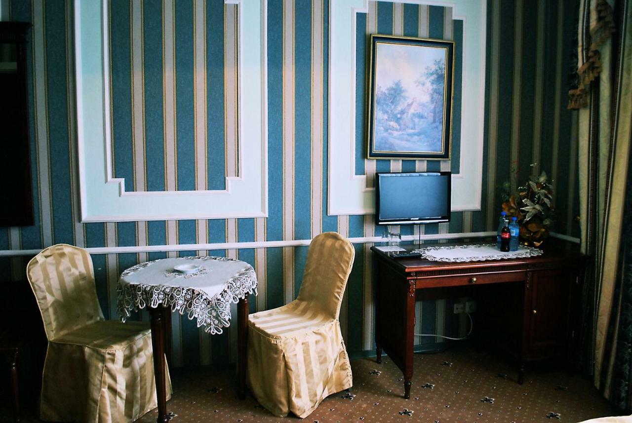 Hotel Ksiaze Poniatowski Lesznowola  Værelse billede