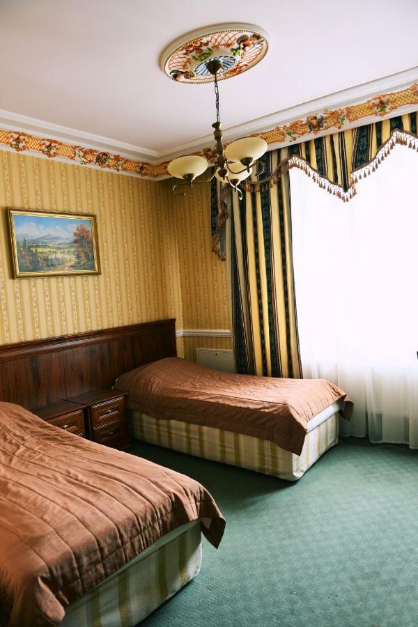 Hotel Ksiaze Poniatowski Lesznowola  Eksteriør billede